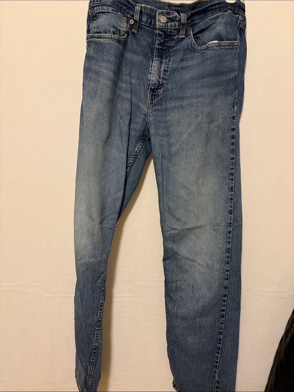 Levi's Men's Light Blue Straight Jeans